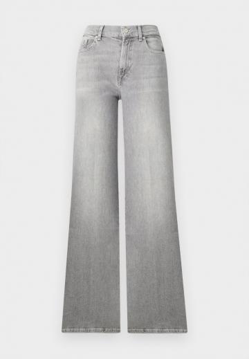 Свободные джинсы