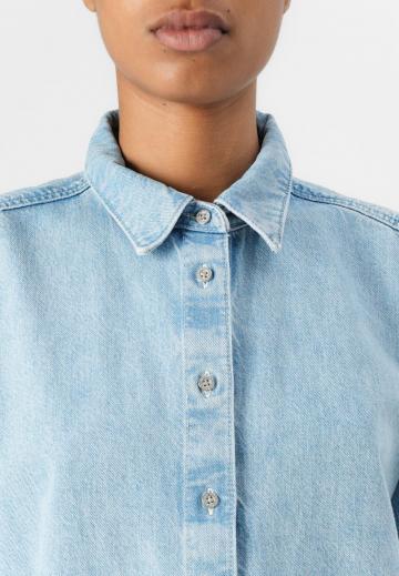 Джинсовая блузка