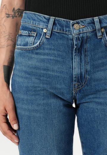 Свободные джинсы