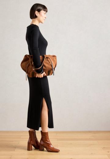 Высокие сапоги