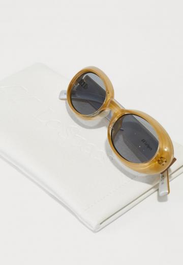 Солнечные очки