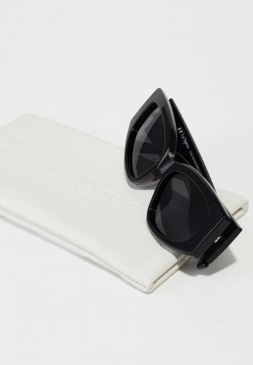 Солнечные очки