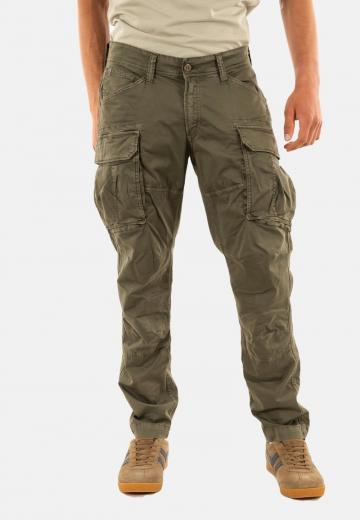 Брюки с накладными карманами