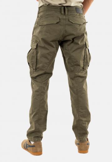 Брюки с накладными карманами