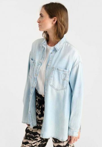 Джинсовая блузка