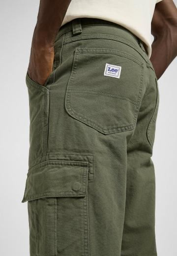 Брюки с накладными карманами