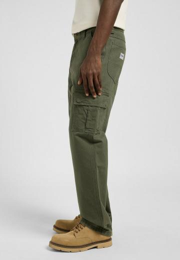 Брюки с накладными карманами