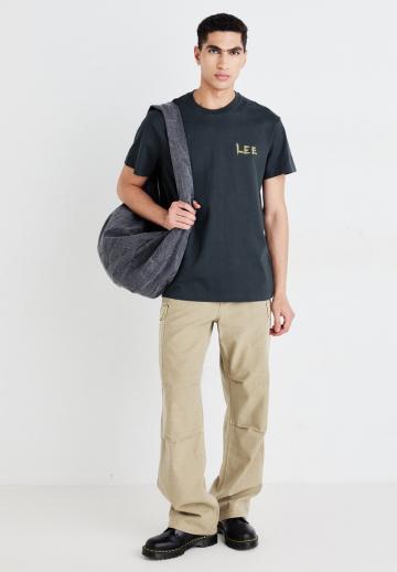 Брюки с накладными карманами