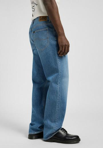 Свободные джинсы