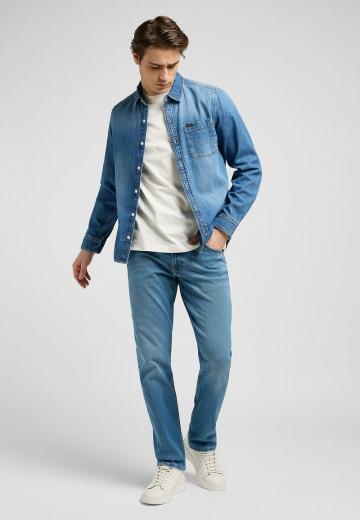 Прямые джинсы