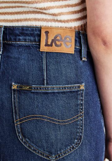 Юбка с накладными карманами