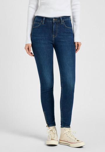Узкие джинсы
