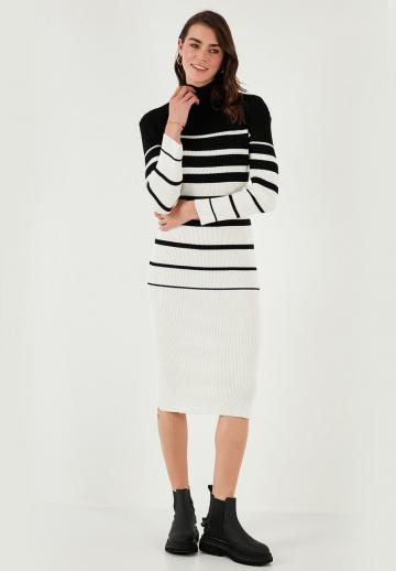 Платье футляр