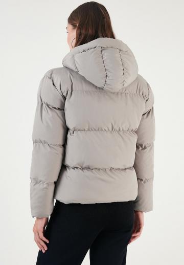 Зимняя куртка