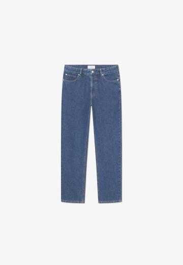 Прямые джинсы