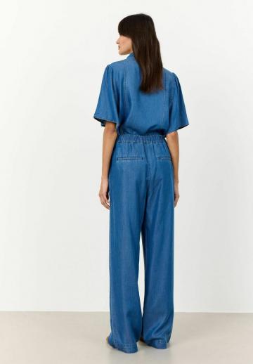 Свободные джинсы