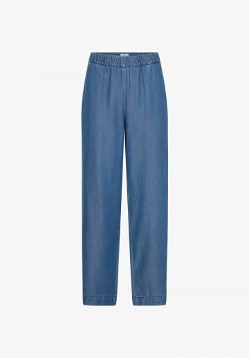 Свободные джинсы