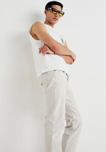 Прямые джинсы