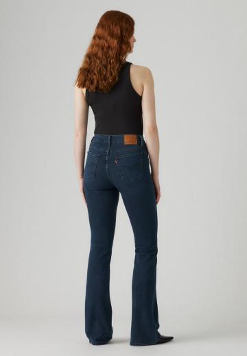 Клешеные джинсы