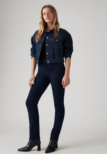 Прямые джинсы