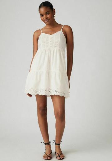 Короткое платье