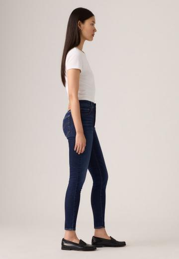 Узкие джинсы