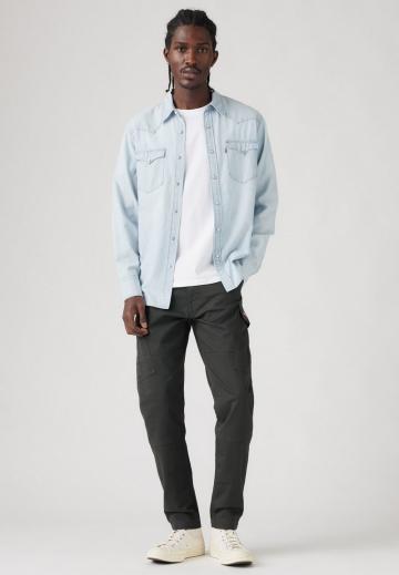 Брюки с накладными карманами