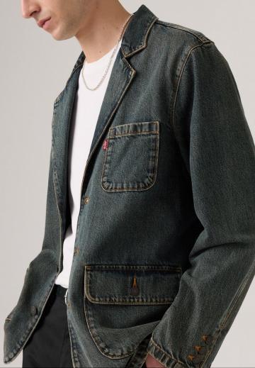 Джинсовая куртка