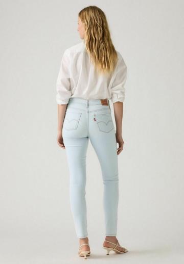 Узкие джинсы