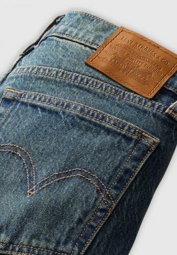 Короткие джинсы