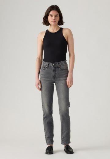 Узкие джинсы