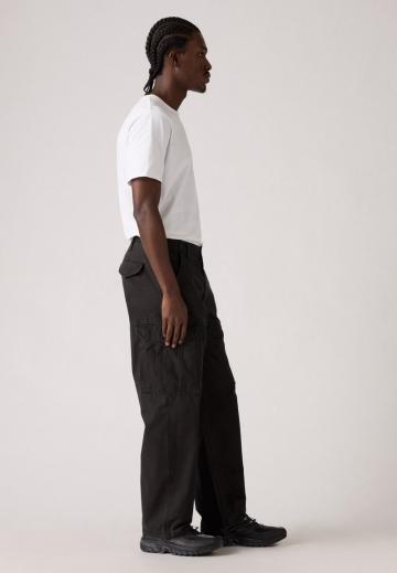 Брюки с накладными карманами