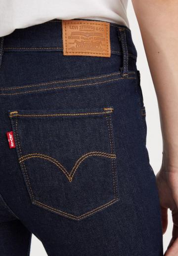 Узкие джинсы