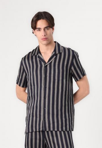 Рубашка с коротким рукавом