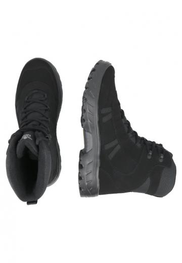 Походные ботинки