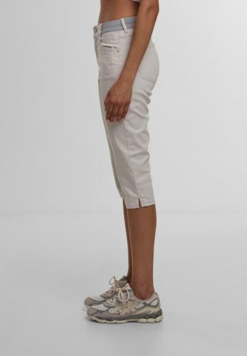 Короткие джинсы