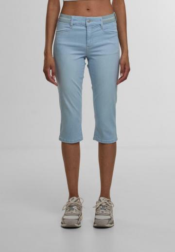 Короткие джинсы