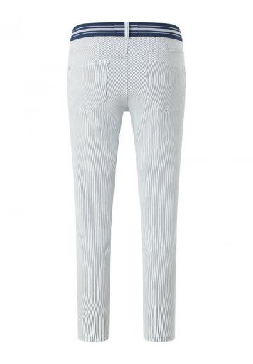 Короткие джинсы