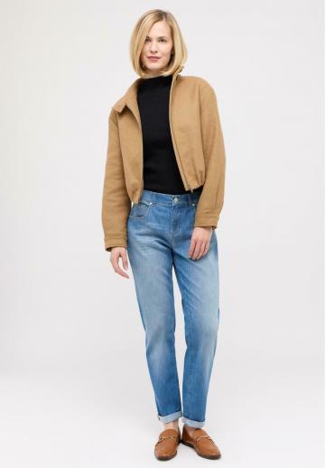 Прямые джинсы