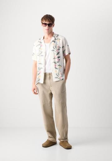 Рубашка с коротким рукавом