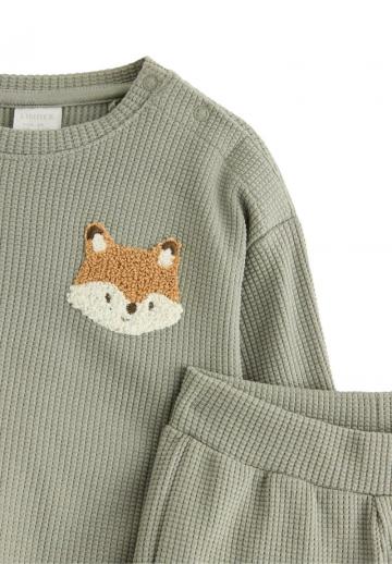 Спортивные штаны