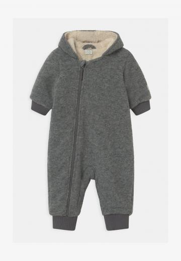 Набор одежды