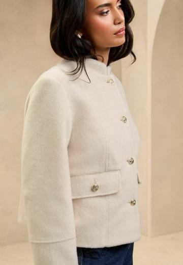 Блейзер с накладными карманами