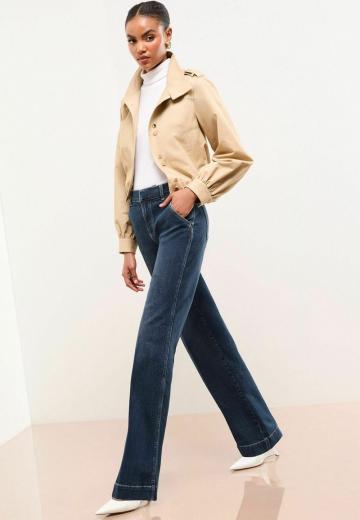 Клешеные джинсы