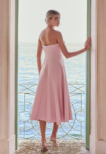 Платье без бретелек