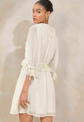 Короткое платье