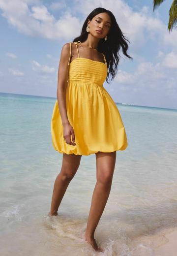 Короткое платье