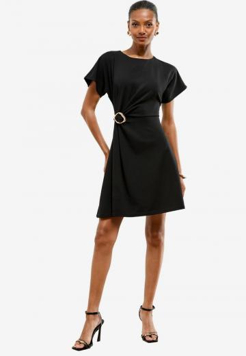 Платье футляр