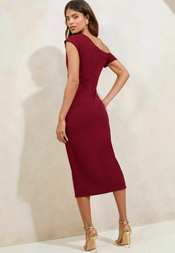 Платье футляр