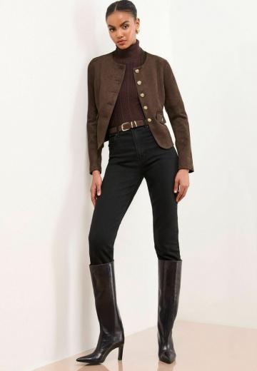 Блейзер с накладными карманами